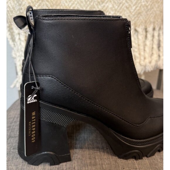 Woman's Size 8.5 Boots SOREL Brex Heel Zip black Leather Lug Sole - Picture 2 of 15